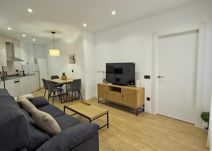 Picasso By Gaiarooms